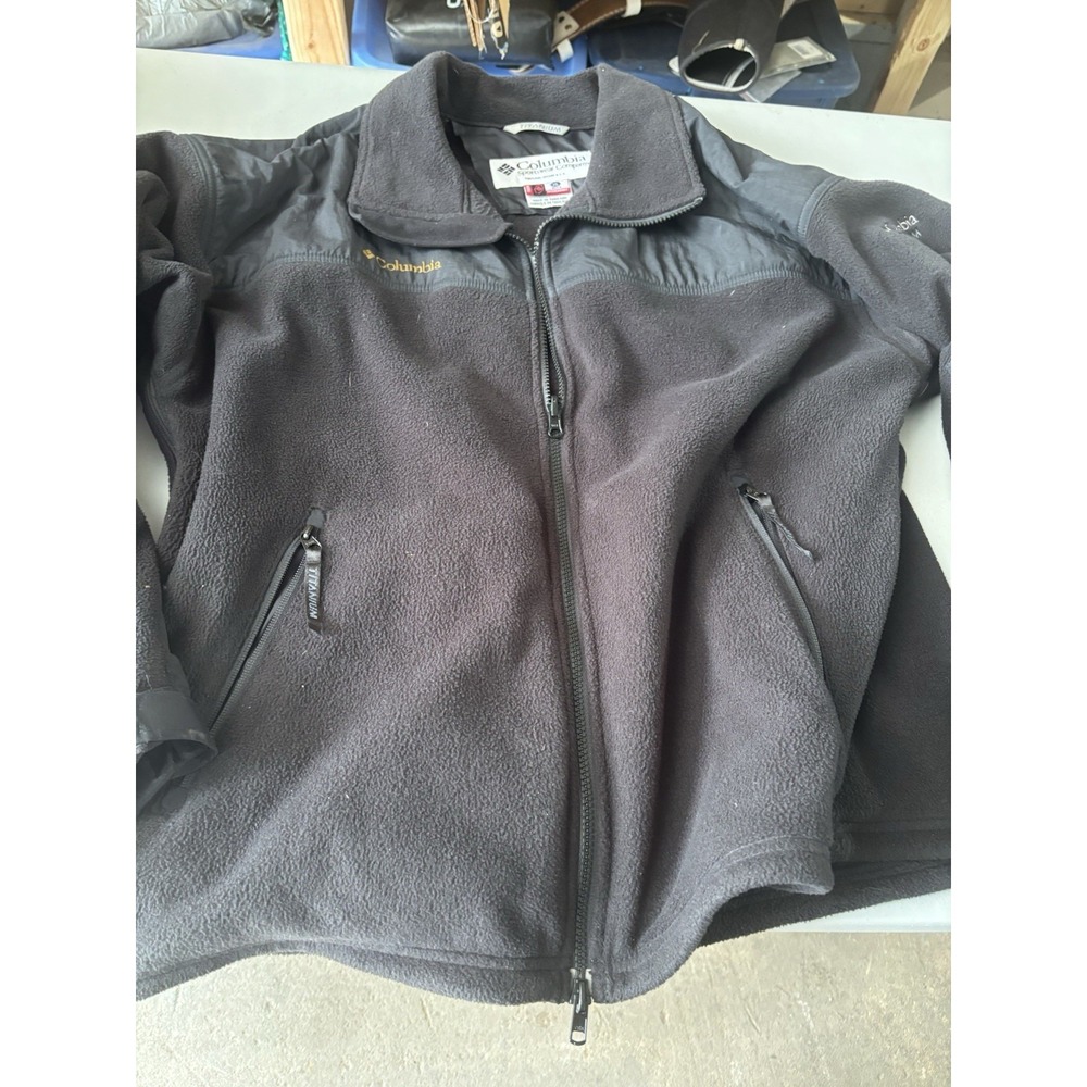 Columbia Titanium Men's XLarge Fleece Full Zip‎ Jacket/Vest Size  NICE!!!